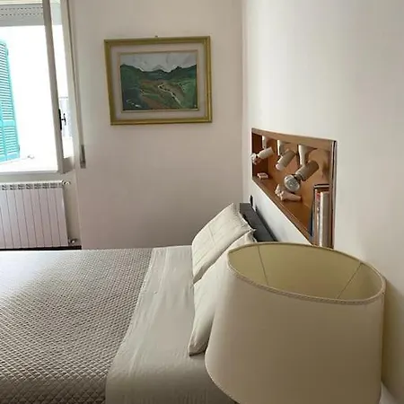 Seafront House Naples