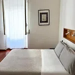 Seafront House ナポリ